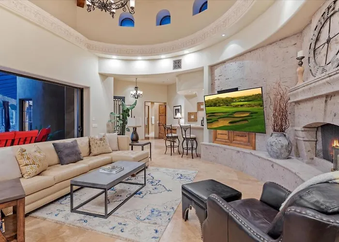 Villa Romantic 4br Hacienda With Pool, And Close To Town