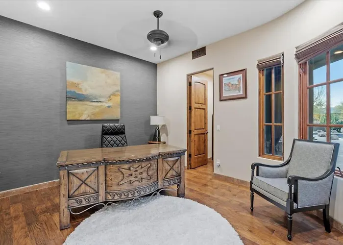 Romantic 4br Hacienda With Pool, And Close To Town Villa *