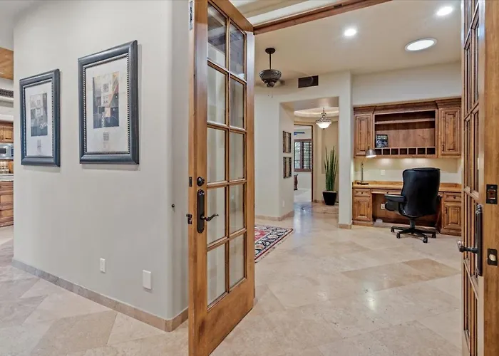 Romantic 4br Hacienda With Pool, And Close To Town Cave Creek