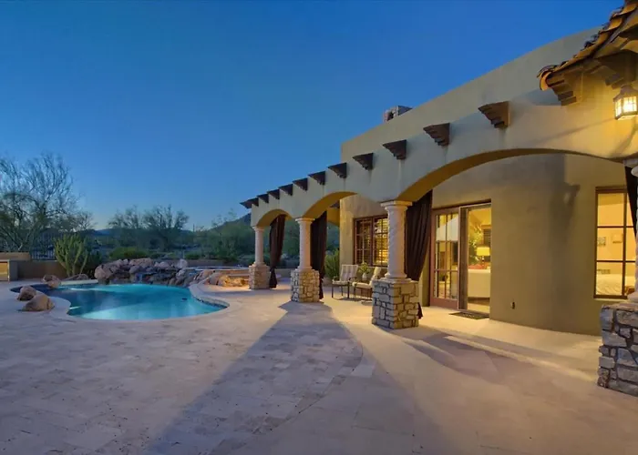 Romantic 4br Hacienda With Pool, And Close To Town *